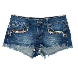 Roxy Cut Off Aztec Embroidery Shorts size 1 - 26w